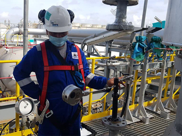 LHT & Isolation - Localized Hydrostatic Testing & Isolation LHT & Isolation - Localized Hydrostatic Testing & Isolation